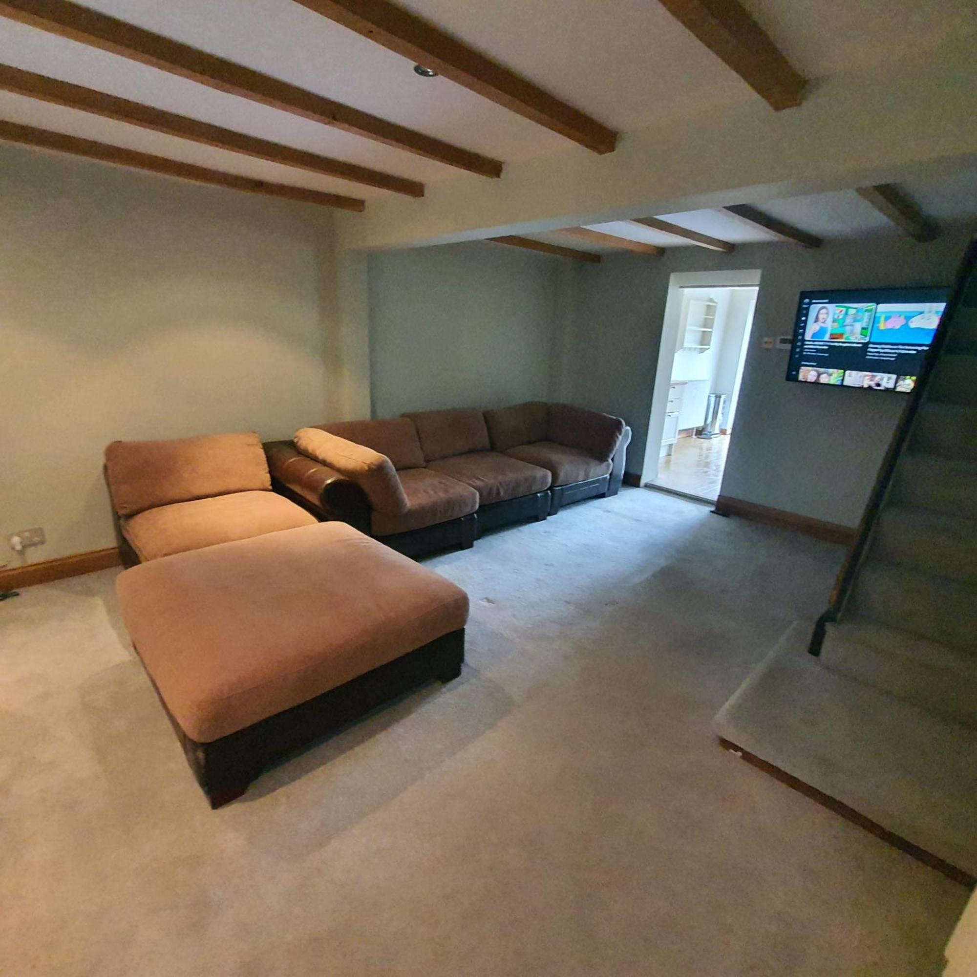 Beautiful And Cozy 2 Bedroom Apartment Биллерикей Экстерьер фото
